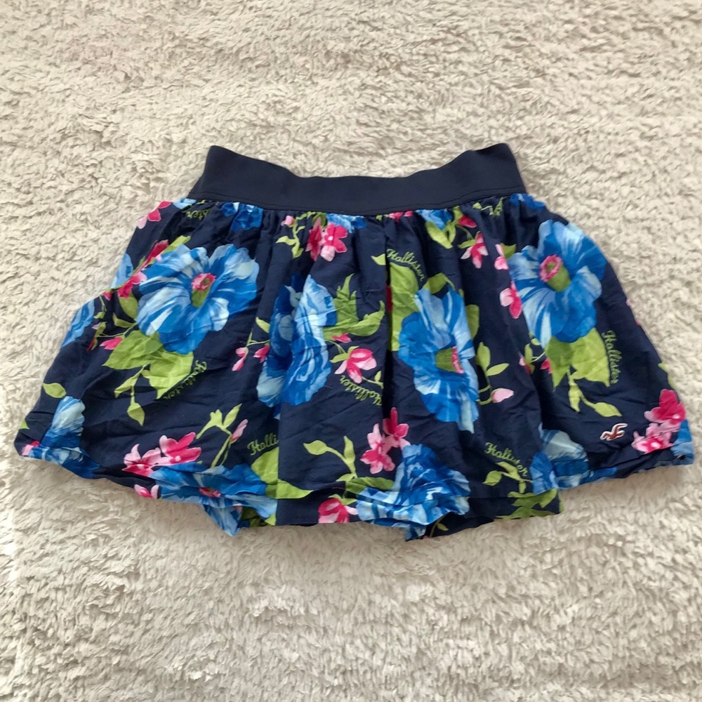 Hollister Floral Navy & Pink Flared Mini Skirt